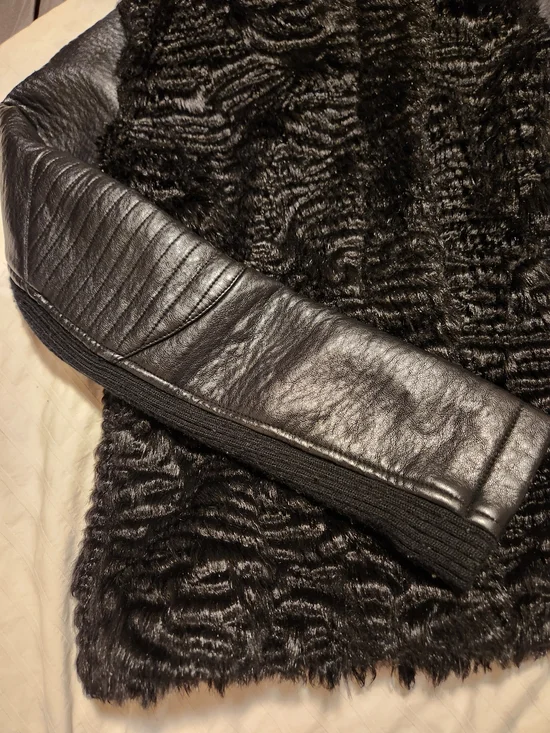 Guess Black Faux Fur & Leather Women's Jacket - Picture 6 of 8